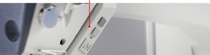 Triple switch within reach of the operator: forward/reverse, 2 multi-function buttons